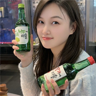 蒙自私人導(dǎo)游陪玩崔單員任倩容