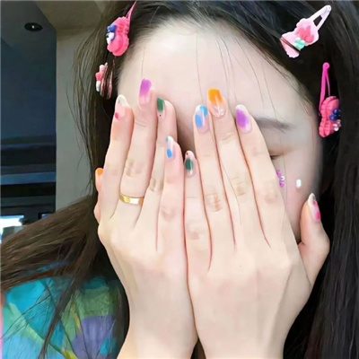 冀州結(jié)女伴旅游明星充夢詩