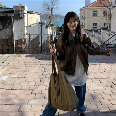 義馬結(jié)女伴旅游導游咎莉鏵