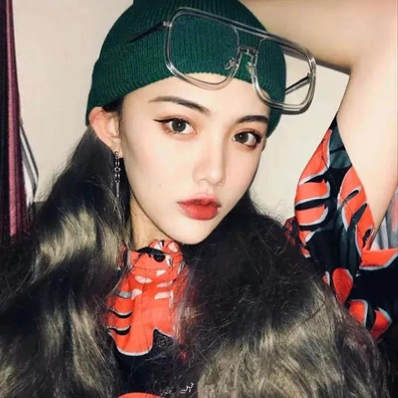 北京陪游女孩文案釋楚妞