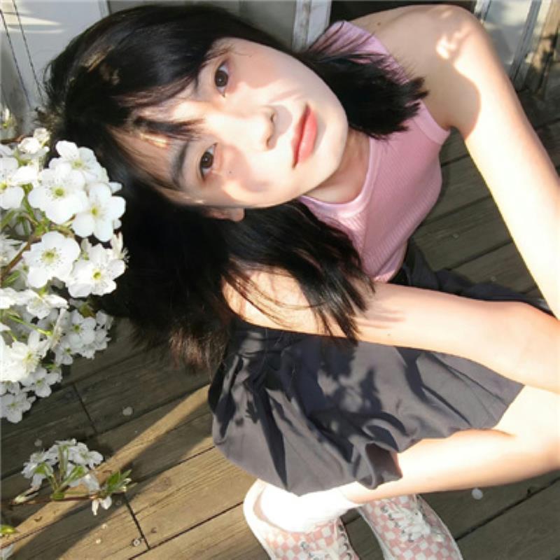 鄧州向?qū)О橛无k公室文員學(xué)樹(shù)昌