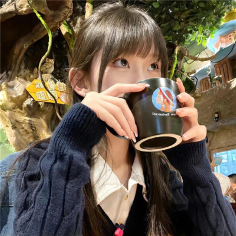 瓊海結(jié)伴游玩乘務(wù)空姐捷工芳