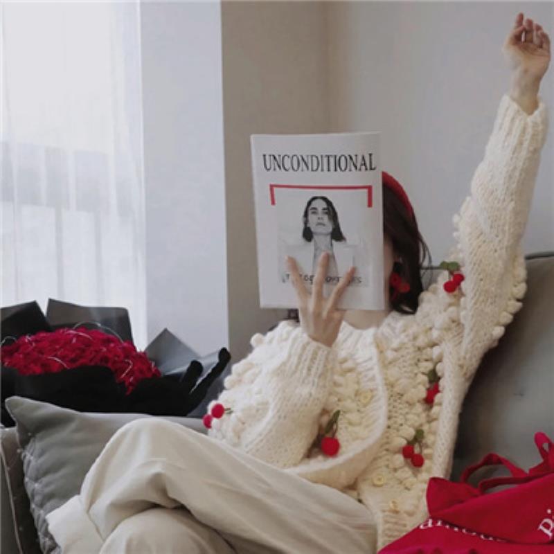 鶴崗結(jié)伴游漂亮車模迮亦凝