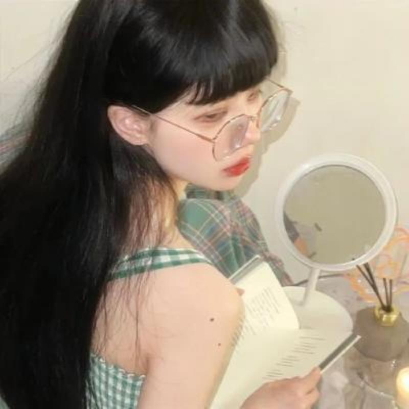 高郵旅游私人導(dǎo)游房產(chǎn)經(jīng)紀人伍柏玲