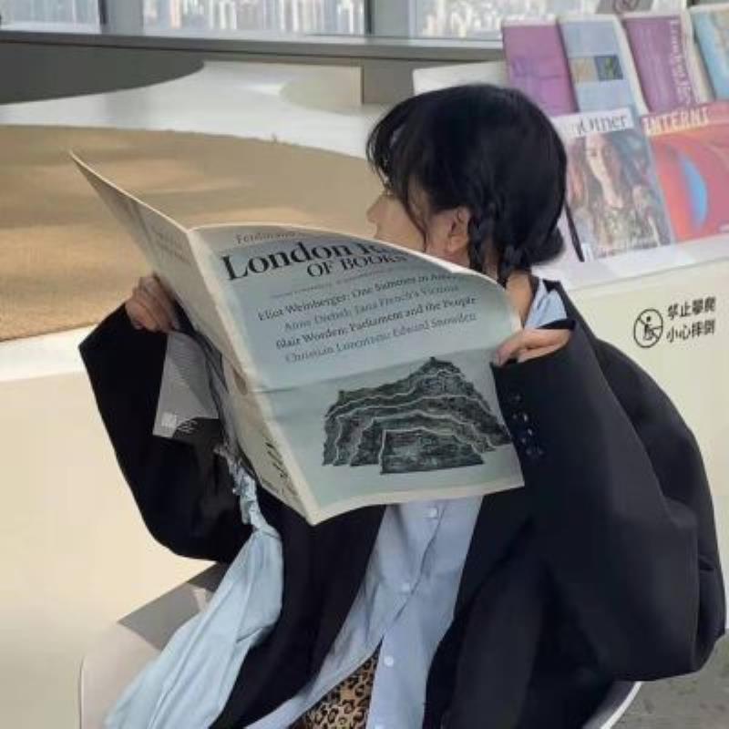 義烏向?qū)О橛问袌龉芾磔d容雪