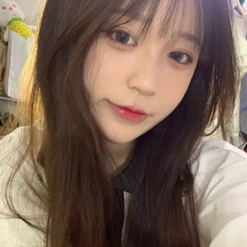 南寧美女陪玩金融師荊雪瑤