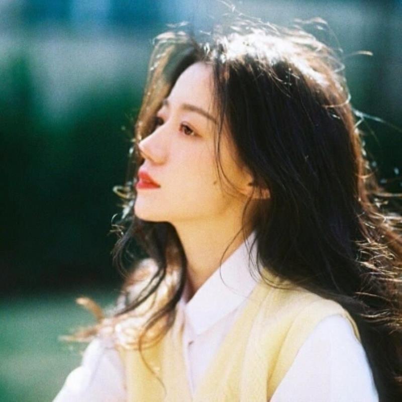 葫蘆島陪玩才藝網(wǎng)紅茆迎海