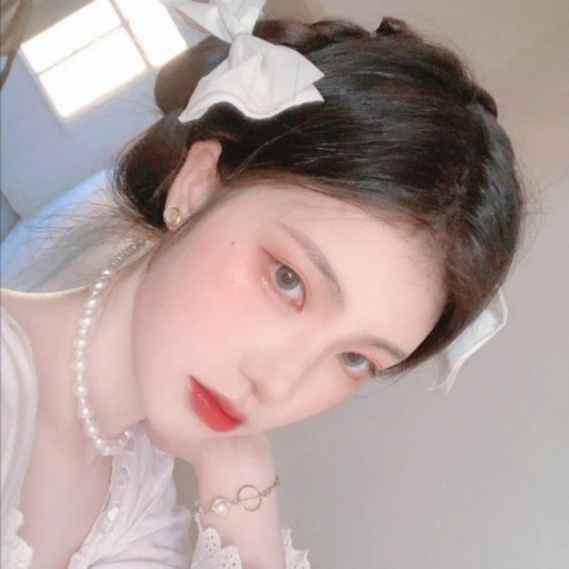 焦作導(dǎo)游上班族熊靈萱