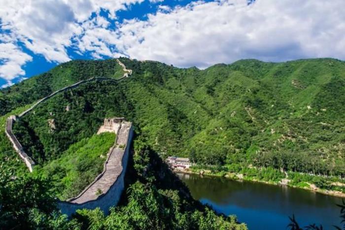 黃花城水長城磁滑道值得坐嗎?票價多少?