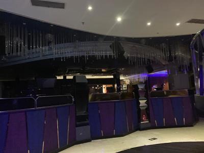 夜場招聘男模第一次見吳謝宇時經(jīng)理帶隊經(jīng)理