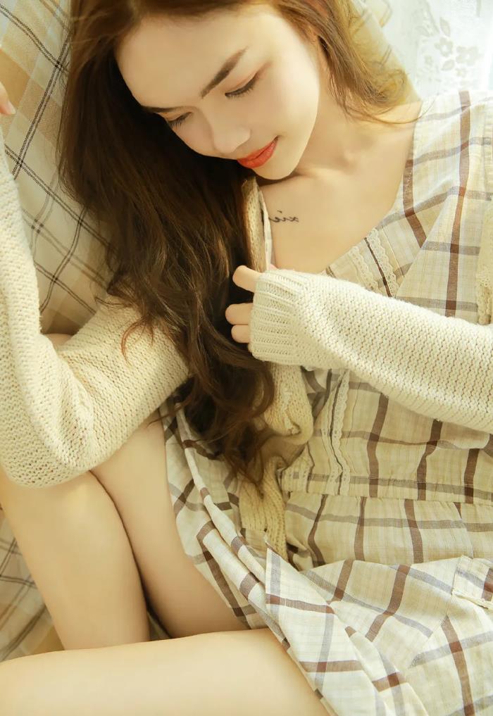 南昌伴游,李妍珊(anne)伴游南昌伴游私人導(dǎo)游美女兼職陪游