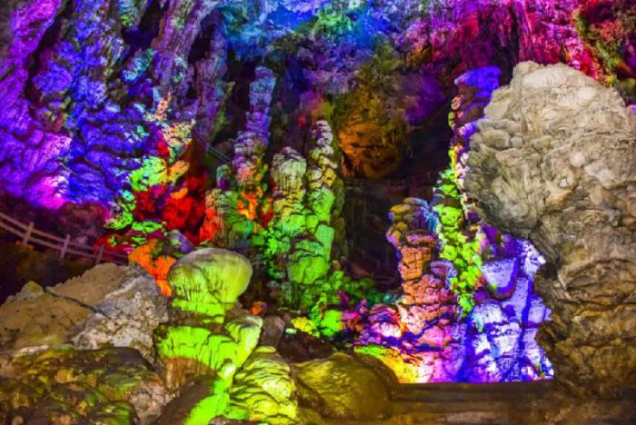 不到雞籠頂，枉為廣東人！原來，中國(guó)絕美的高山草原杜鵑花海在這里