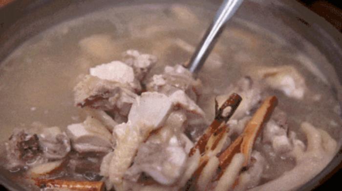 不到雞籠頂，枉為廣東人！原來，中國(guó)絕美的高山草原杜鵑花海在這里