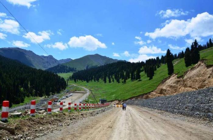 烏魯木齊周邊除了天山天池，還有個地方值得一去，安靜游客少