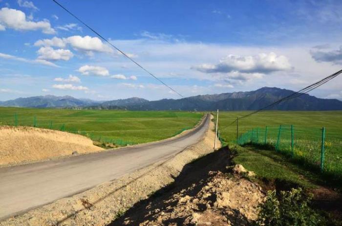 烏魯木齊周邊除了天山天池，還有個地方值得一去，安靜游客少