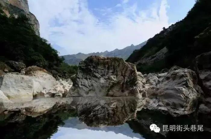 在云南世界最高橋上，看亞洲落差最大的瀑布，會有多震撼！