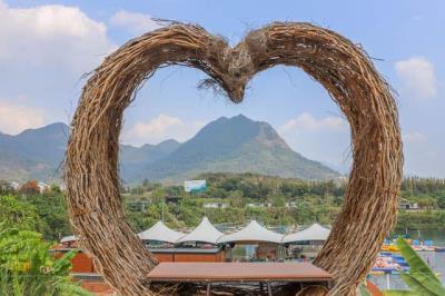 中國(guó)落差最大的瀑布，負(fù)離子含量極高，位列廣東