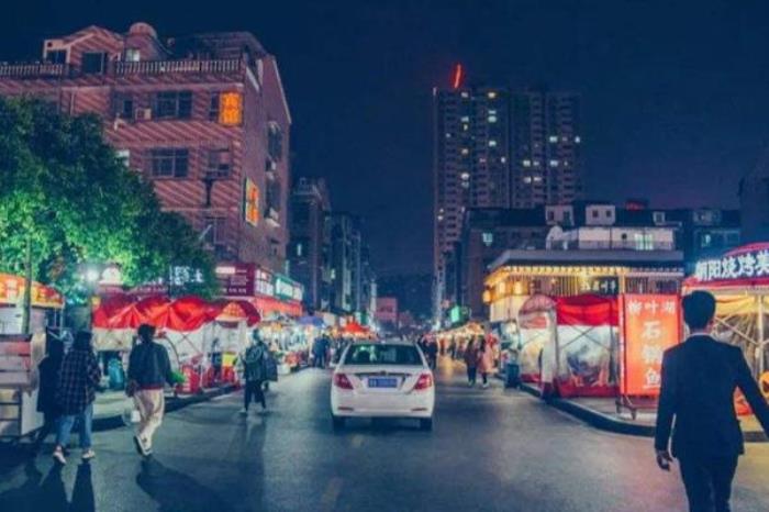 長沙網(wǎng)紅打卡地美食街 長沙小吃街攻略