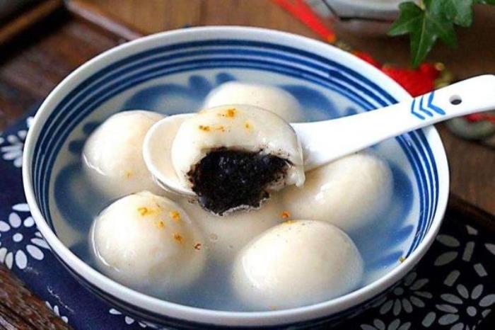 元宵節(jié)傳統(tǒng)小吃都有哪些?元宵節(jié)都吃什么美食