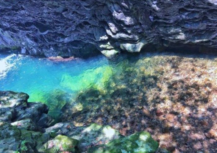 天門(mén)山漂流 天門(mén)山漂流