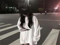 鷹潭美女陪玩游泳教練板笑槐