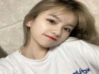 奉化陪玩妹子代言車模經(jīng)婷錦