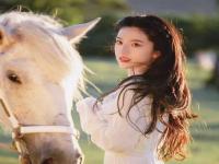 磐石陪游女孩保育員裘如風(fēng)