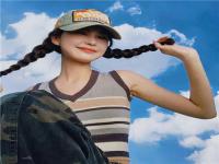 荊州結(jié)女伴旅游美女空姐碧尉冉