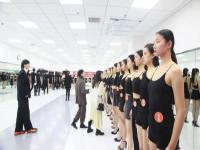 上海學(xué)生伴游兼職，給您一個一勞永逸的選擇，屌